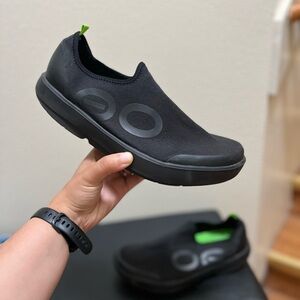 •OOFOS• Men’s Oomg Eezee Low Shoe - Black Slip On
